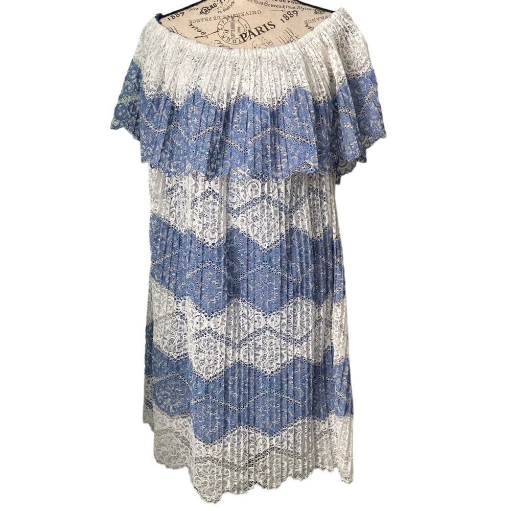 Beige by Eci Off Shoulder Pleated Lace Dress in Blue and White Size Large